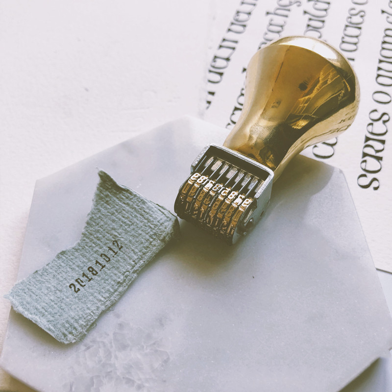 Retro Roller Datum Stempel Kop - Rubber Date Stamp recensie en prijs